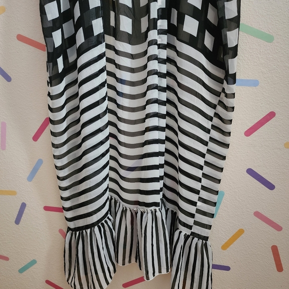 Black and White Sheer Duster Kimono One Size - Picture 2 of 5